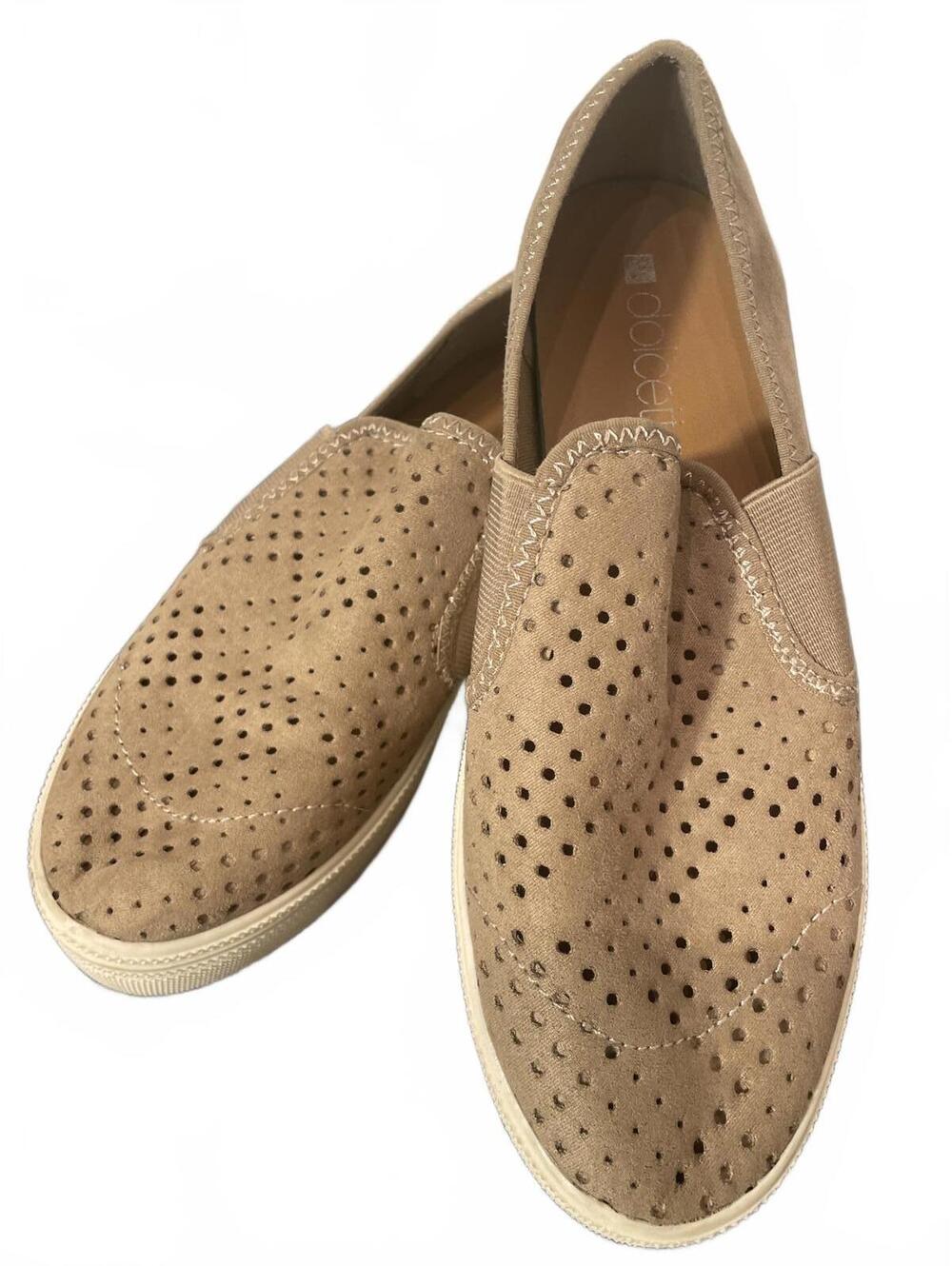Dolcetta Shoes Women's Size 6 Beige Tan White Slip On Casual Chunky Everyday - Picture 2 of 6